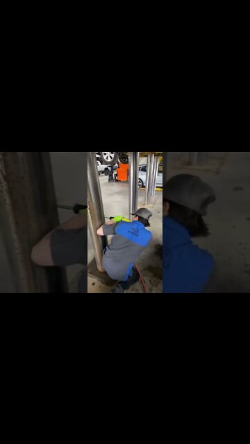 #shorts #2022 funny,prank,funjokes,dad jokes,funny memes,funny video,fun,laughing,funny animal,knock