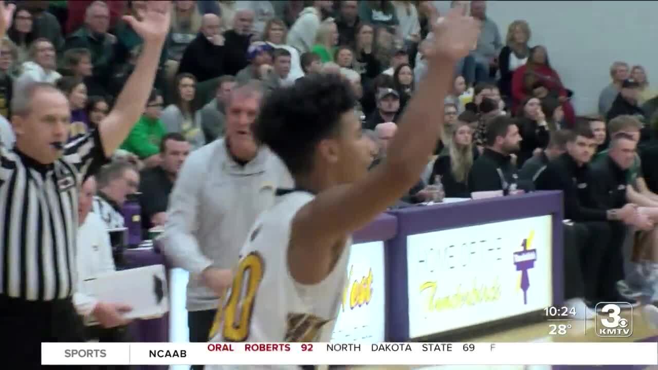 #1 Bellevue West holds off #3 Gretna