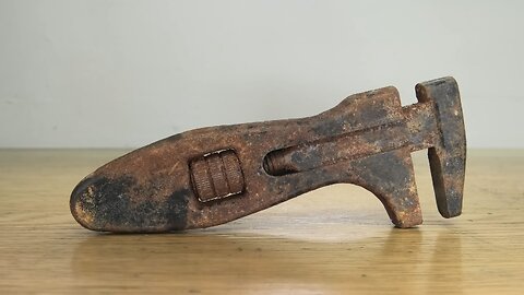 Restoration of Antique Seized Adjustable Wrench