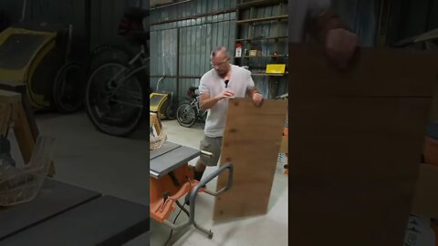 DIY TABLE SAW FAIL, THIS Could Get You SERIOUSLY HURT! 🏥🪚😬 #shorts #viral #shortsfeed #short