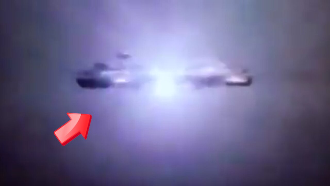 Sighting of saucer-shaped UFO in the sky at night although the light was too bright to see [Space]
