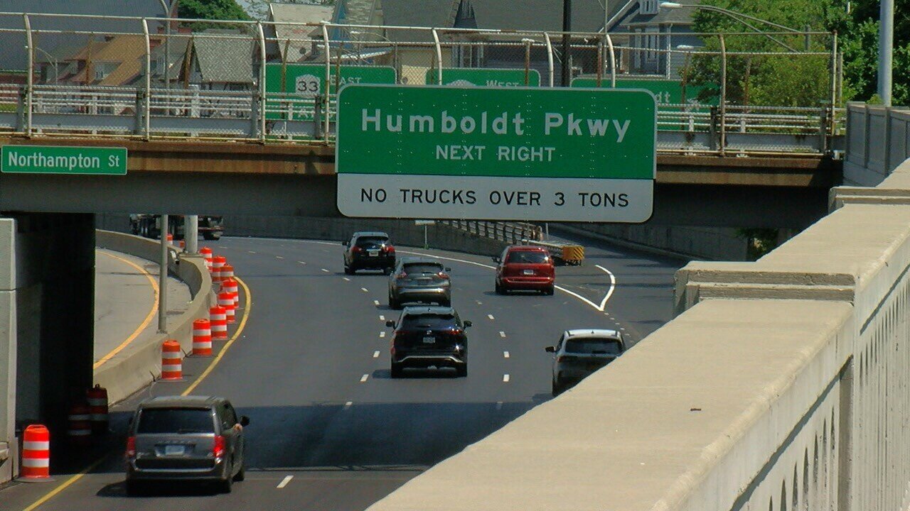 Pete Buttigieg visits Buffalo to discuss future of the Kensington Expressway