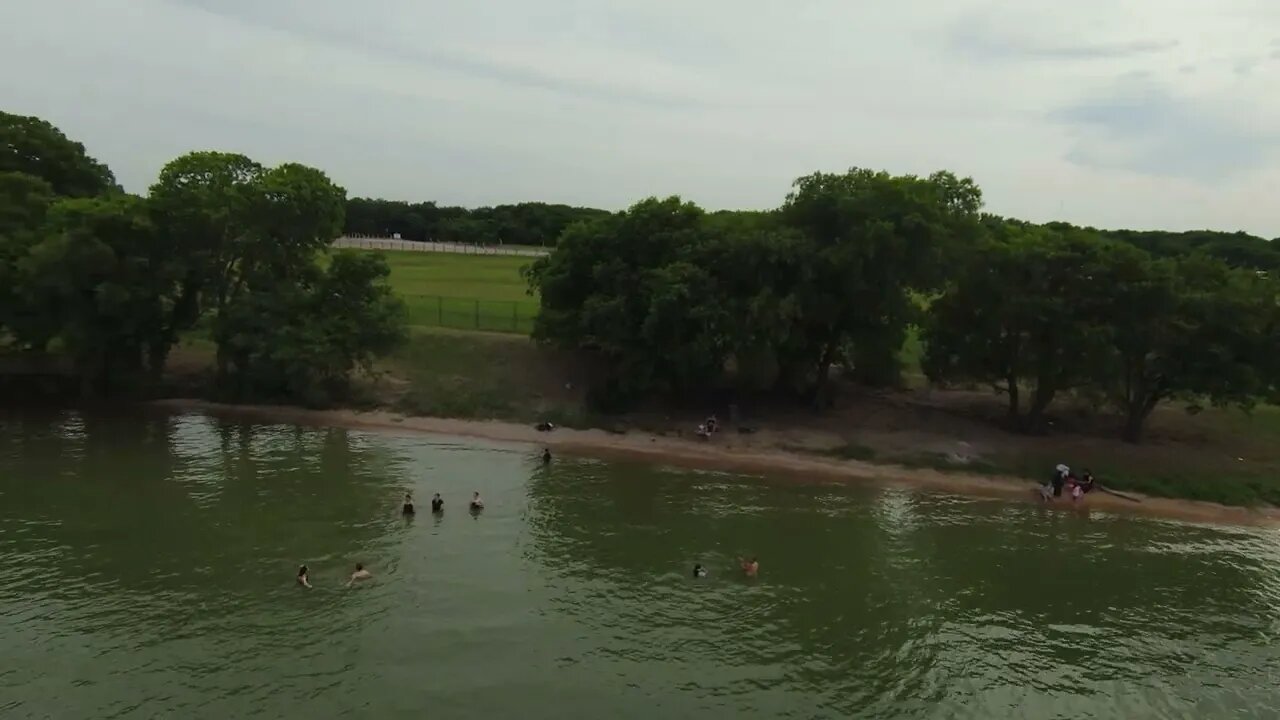 DJI FPV : Windsurfer Park (x308) - Wave Hello