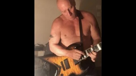 Wylde War Hammer Death Claw Molasses Flying V handsandfeetitchingbad