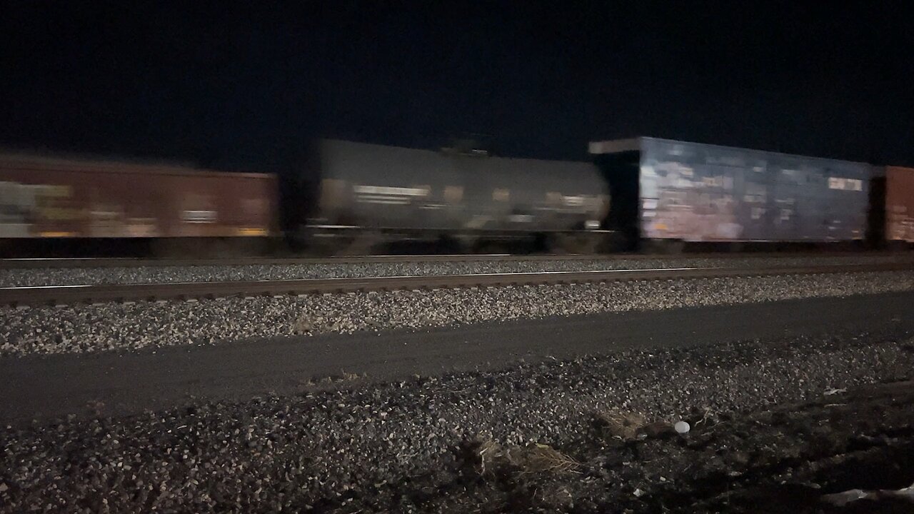 Long mixed UP train