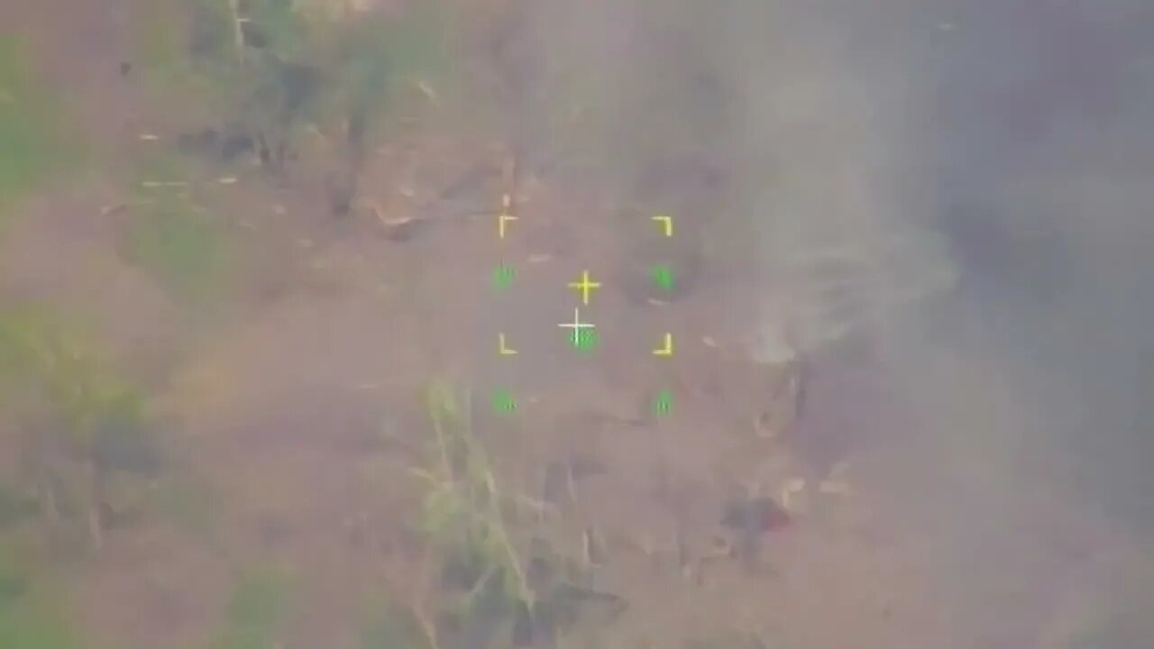 Russian Strikes Destroys Ukrainian Pontoon Crossing Used To Transfer Reserve Armour & Personnel