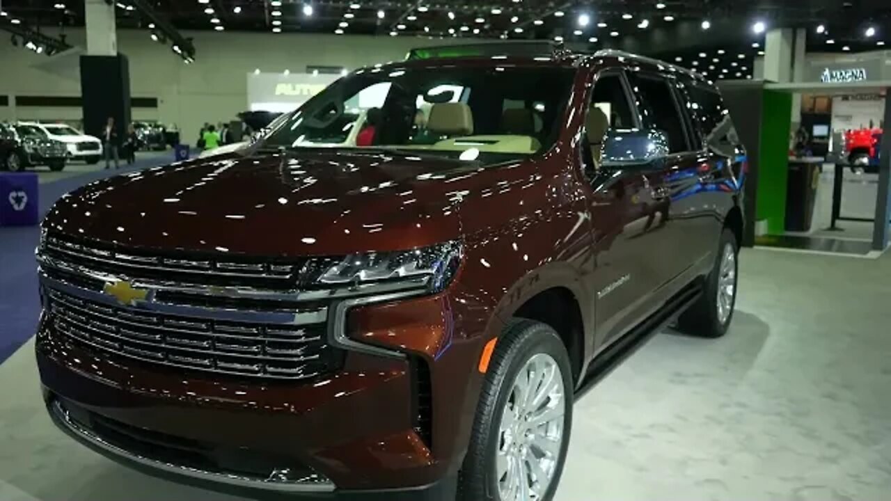 2023 Chevy Suburban Premier