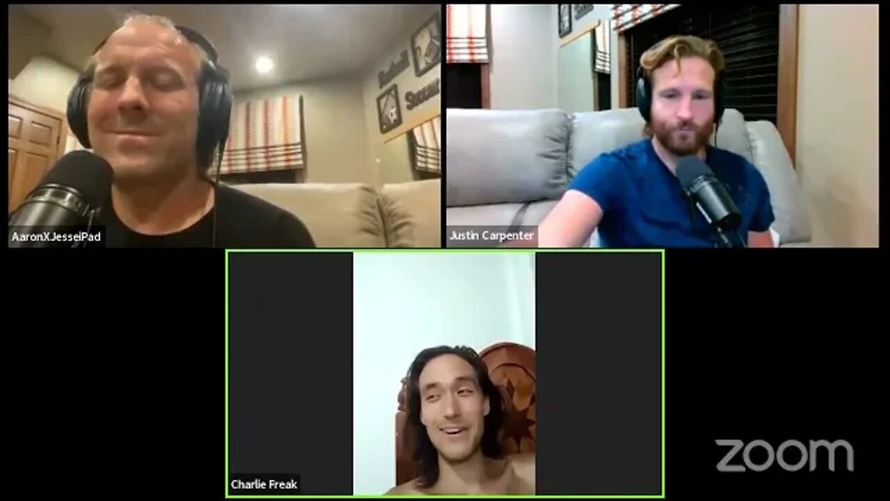 Shooting the shit with the triangle 📐 Hobbit Talk