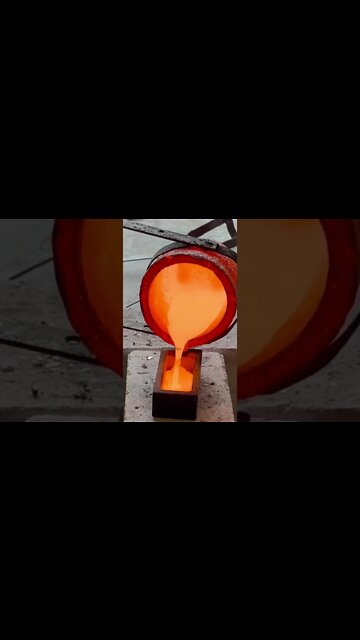 What's that?🤔 #melting #devilforge #moltenmetal