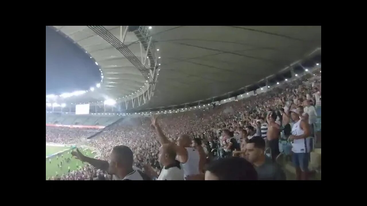 Torcida do Vasco cantando alto Ô balancê balancê