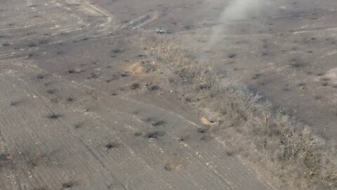 A Russian tank is working on Ukrainian reinforcements near Avdeevka