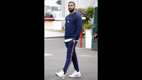 Drake Leaves Hotel Room