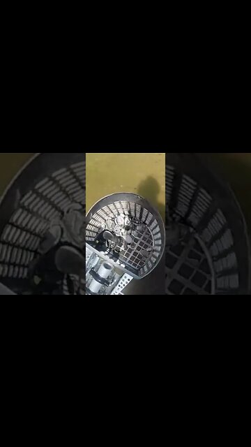 Metal Detecting Florida Beach For Treasure Equinox Detector