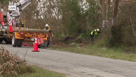 LCEC working to restore power in Pine Island