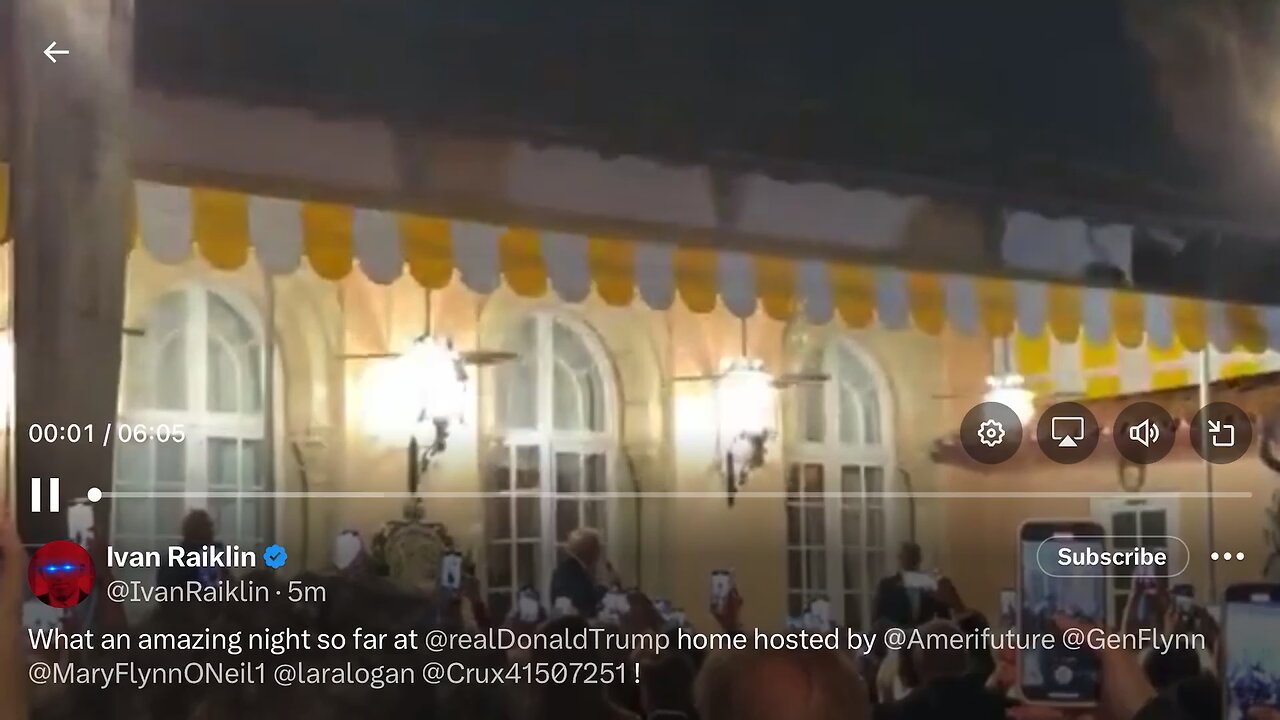 Trump , Flyyn at Maralago