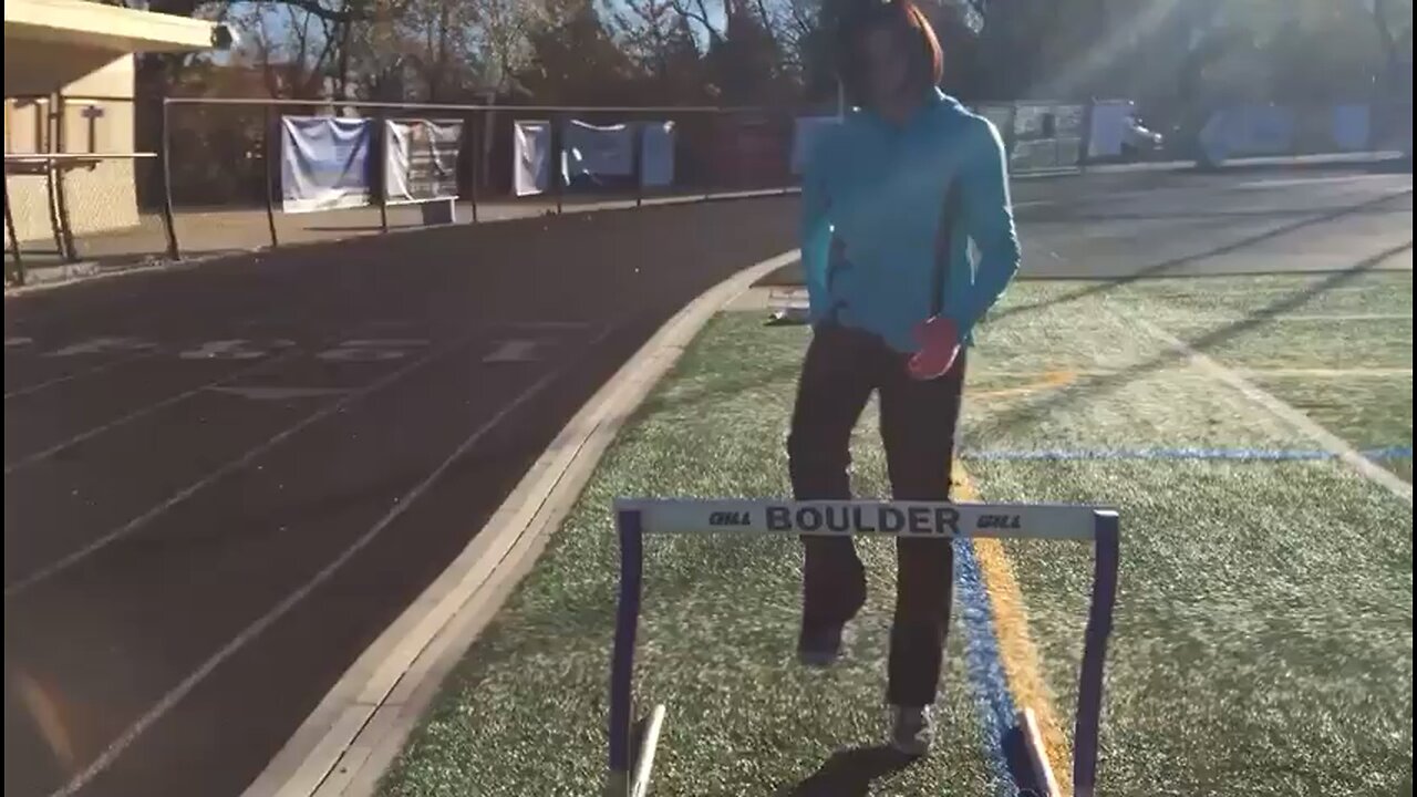 RUNNING TECHNIQUE WITH RUSSIAN SHOLPAN, SHE GOT EASY TECHNIQUE- COACH FABIO WLADIMIR.