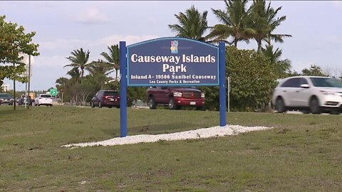 Residents concerned about parking issues with Sanibel Causeway Islands Project