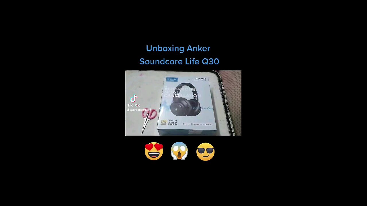 Unboxing Anker Soundcore Life Q30