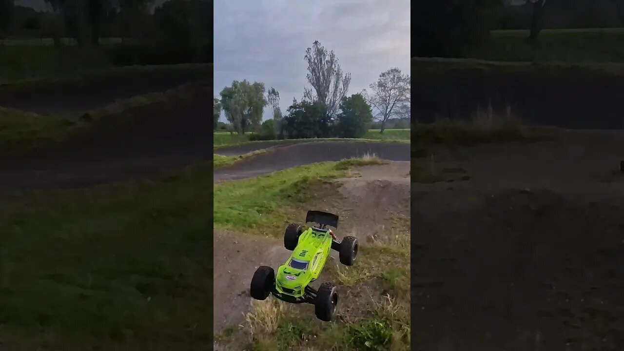 RC Close calls 🤣 #rc #arrma #disaster #teamcorally @davidshelton2661