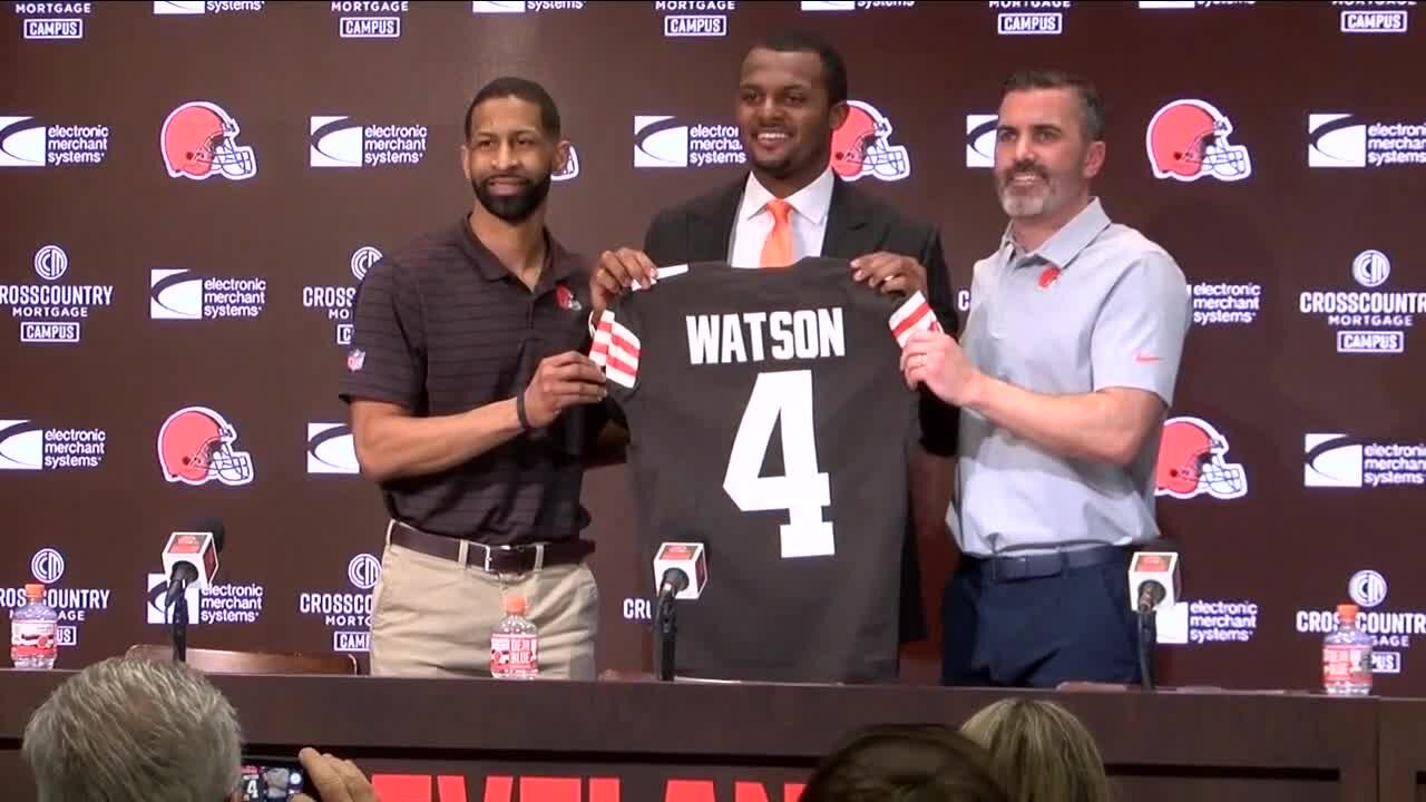 Advocates of sexual abuse survivors react to Deshaun Watson trade