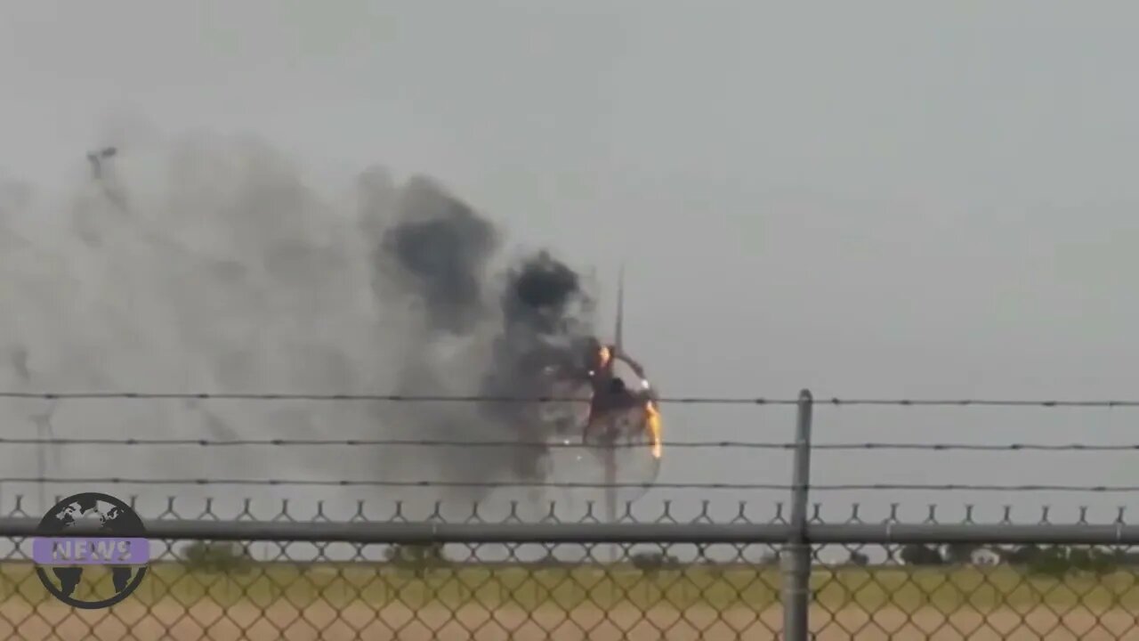 Raio Atinge Turbina eólica Que pega fogo