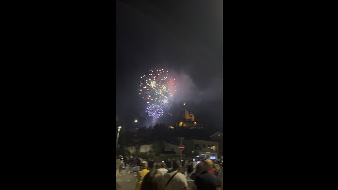 big fire crackers show in fiorano , italy #italy #rumble