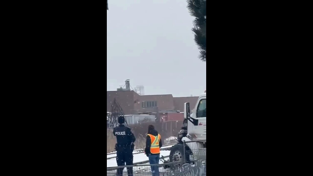 Train hits Truck In Vaughan Ontario