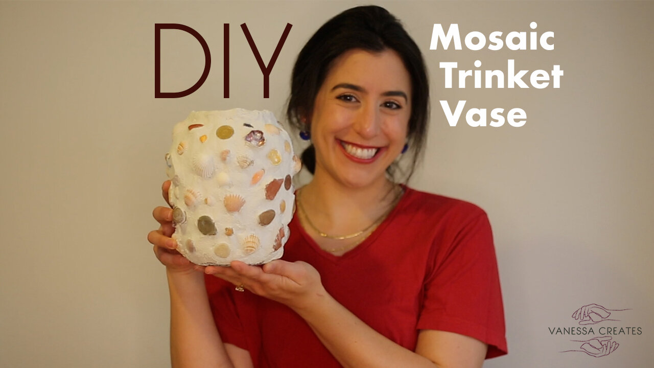 DIY Memor Studio Inspired Mosaic Trinket Vase! Turn your souvenirs into art!