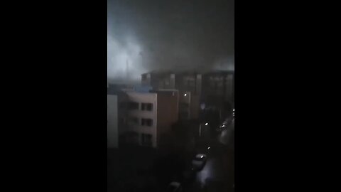 Major tornado hits China 🇨🇳 weather wars continue