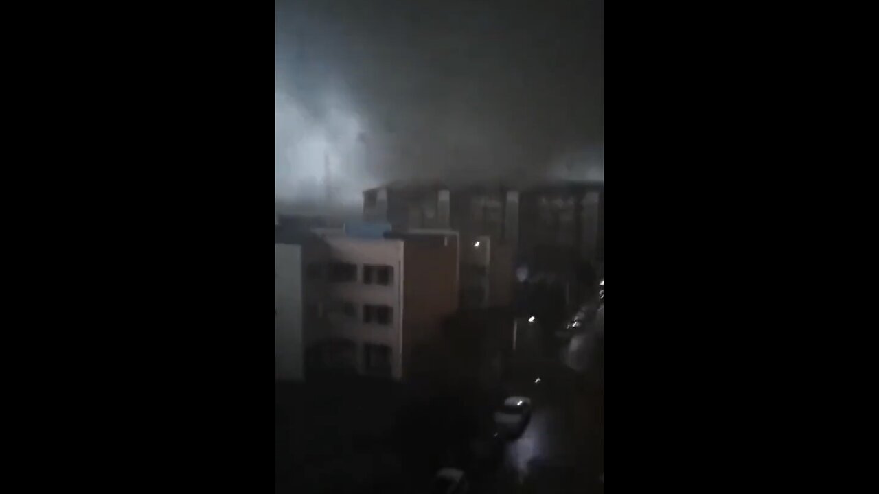 Major tornado hits China 🇨🇳 weather wars continue