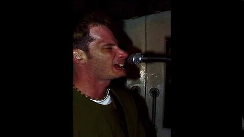 21 - dont let me down bonus song steam n blues circa 2002