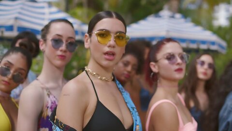 Dua Lipa - New Rules (Official Music Video)