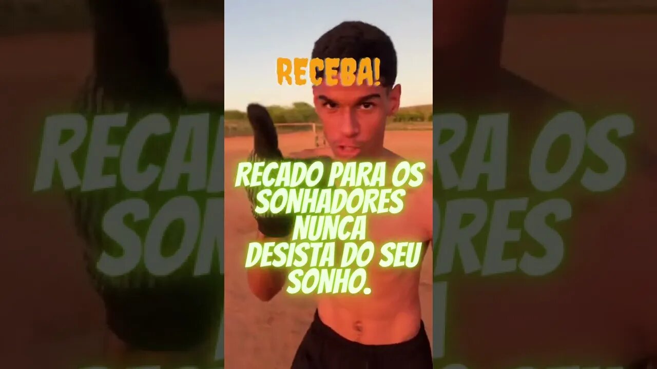 LUVA DE PEDREIRO O PRIMEIRO E ÚNICO INFLUENCER BRASILEIRO DA HISTÓRIA A SI TORNAR FENÔMENO MUNDIAL.