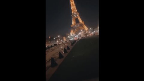 eiffel tower