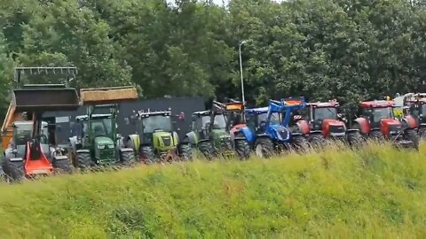 German Farmers Protest in Oldenburg in Solidarity With Their Dutch Brothers and Sisters