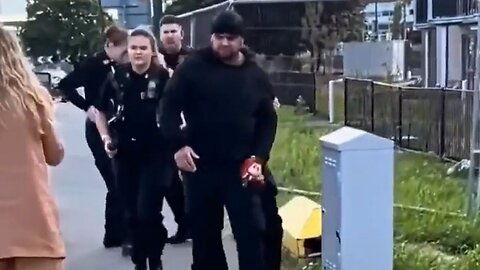 A Mountain Of A Man Makes British Cops Look Like Fools