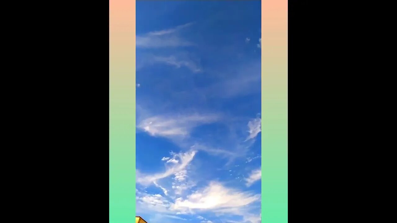 CÉU LINDO SÓ EM FRENTE MINHA CASA ESPERANDO OS AVIÕES PASSAR PARA POUSAR AEROPORTO SANTOS DUMONT RJ