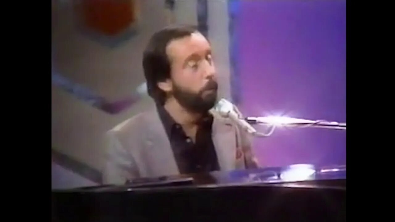 Ray Stevens & Ralph Emery Conversation at Piano ("Pop Goes The Country", 1980)