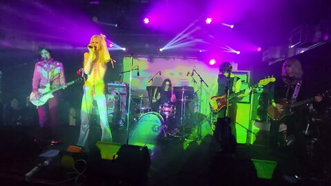 Starcrawler in Austin song Lizzy