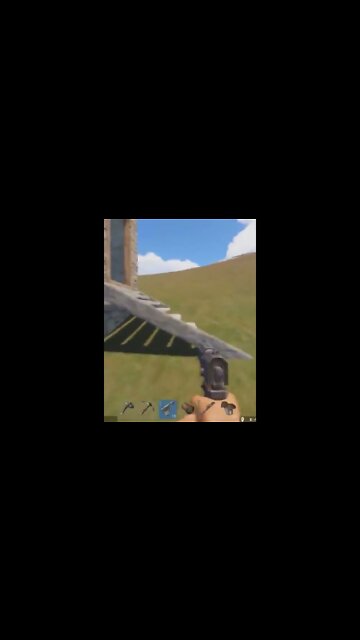 Caí em uma Casa Trap no meio do Vídeo - RUST #shorts #rust