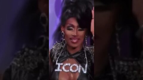 FLASHBACK: AOC Calls Drag Queens True “Patriots”