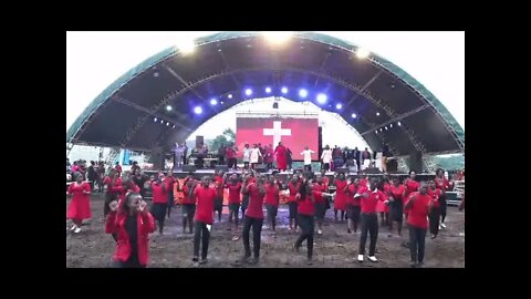 Nigyenda naye - Gospel live praise ( Greater Bunyoro Revival Crusade )