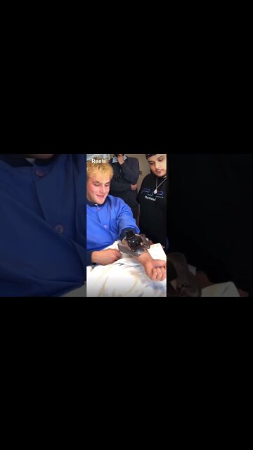 👦 JAKE PAUL CRAZY SURGERY 😱🤯
