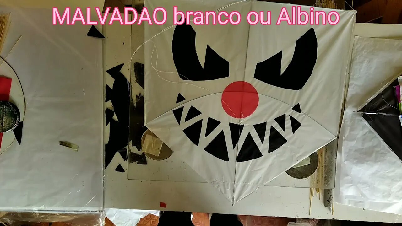 Pipa MALVADAO branco papel seda. 80/60 cm