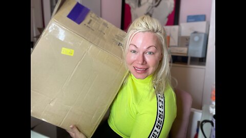 Lagrest acecosm unboxing EVER! | Code Jessica10 saves you 20% off during the BLACK FRIDAY SALE