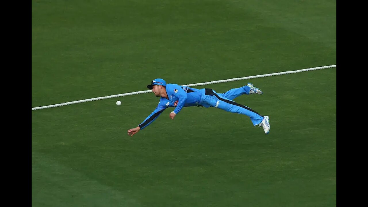 Watch The very best catches of BBL 10...