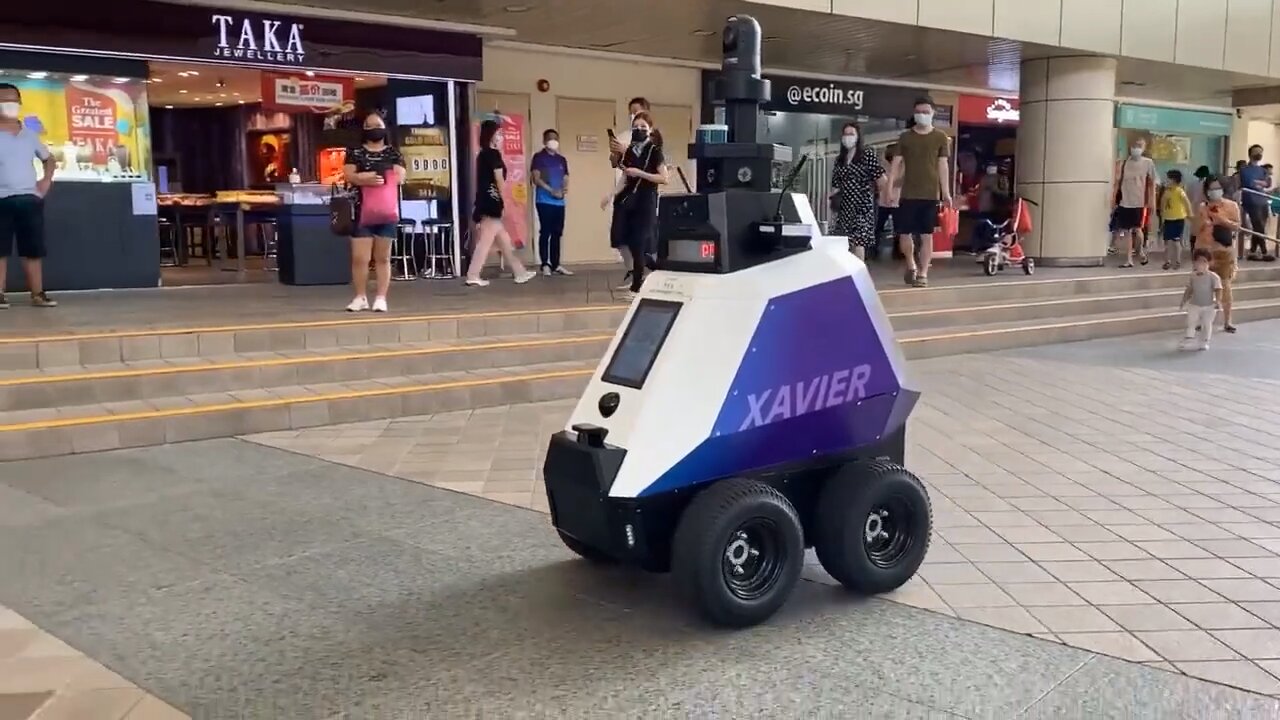 Meanwhile in Singapore. Robot is now enforcing Covid rules