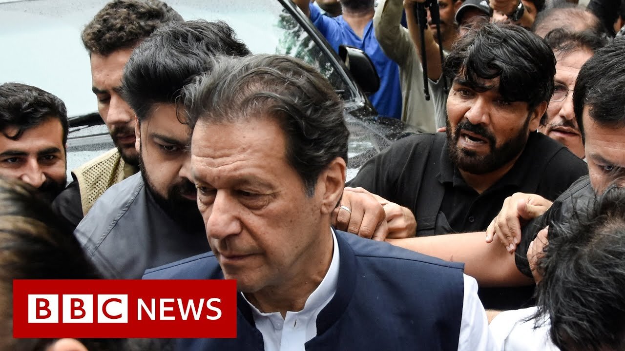 Pakistan’s former PM Imran Khan arrested outside court in Islamabad– BBC News