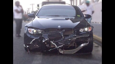 Crash Test ￼BMW