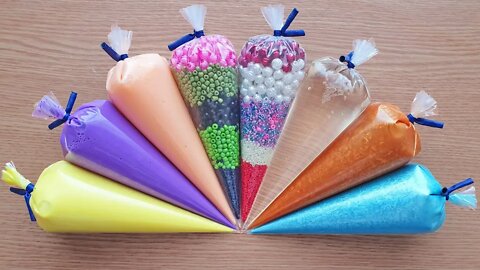 Making Crunchy Slime with Piping Bags #152